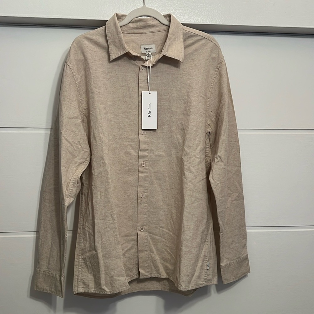 New with Tags- Rhythm Men’s Classic Linen Shirt Sand - Size Large